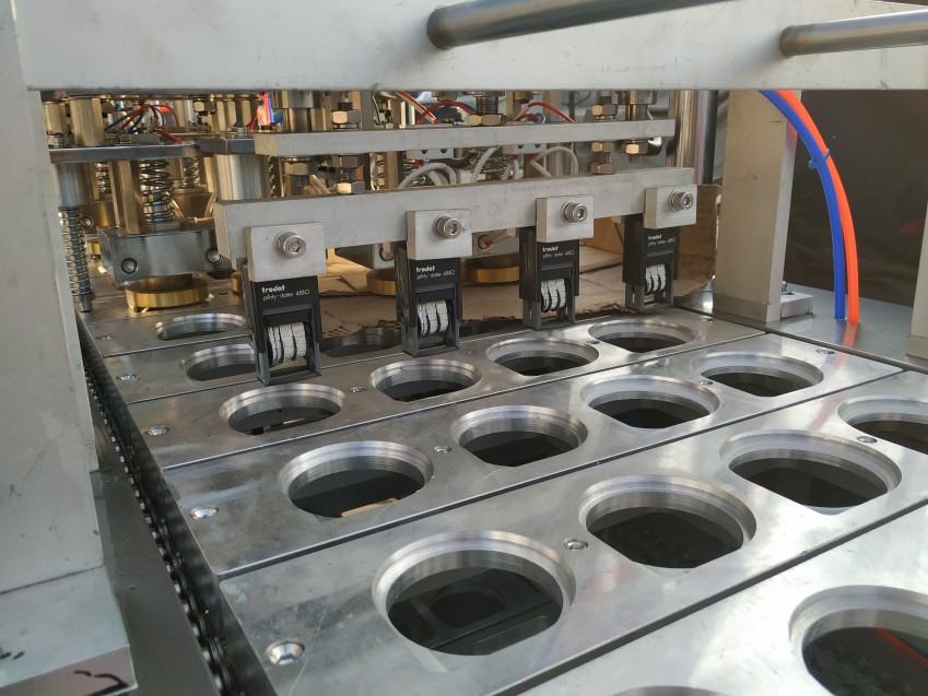 filling sealing machine 5.jpg