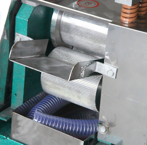 sugarcane juicer