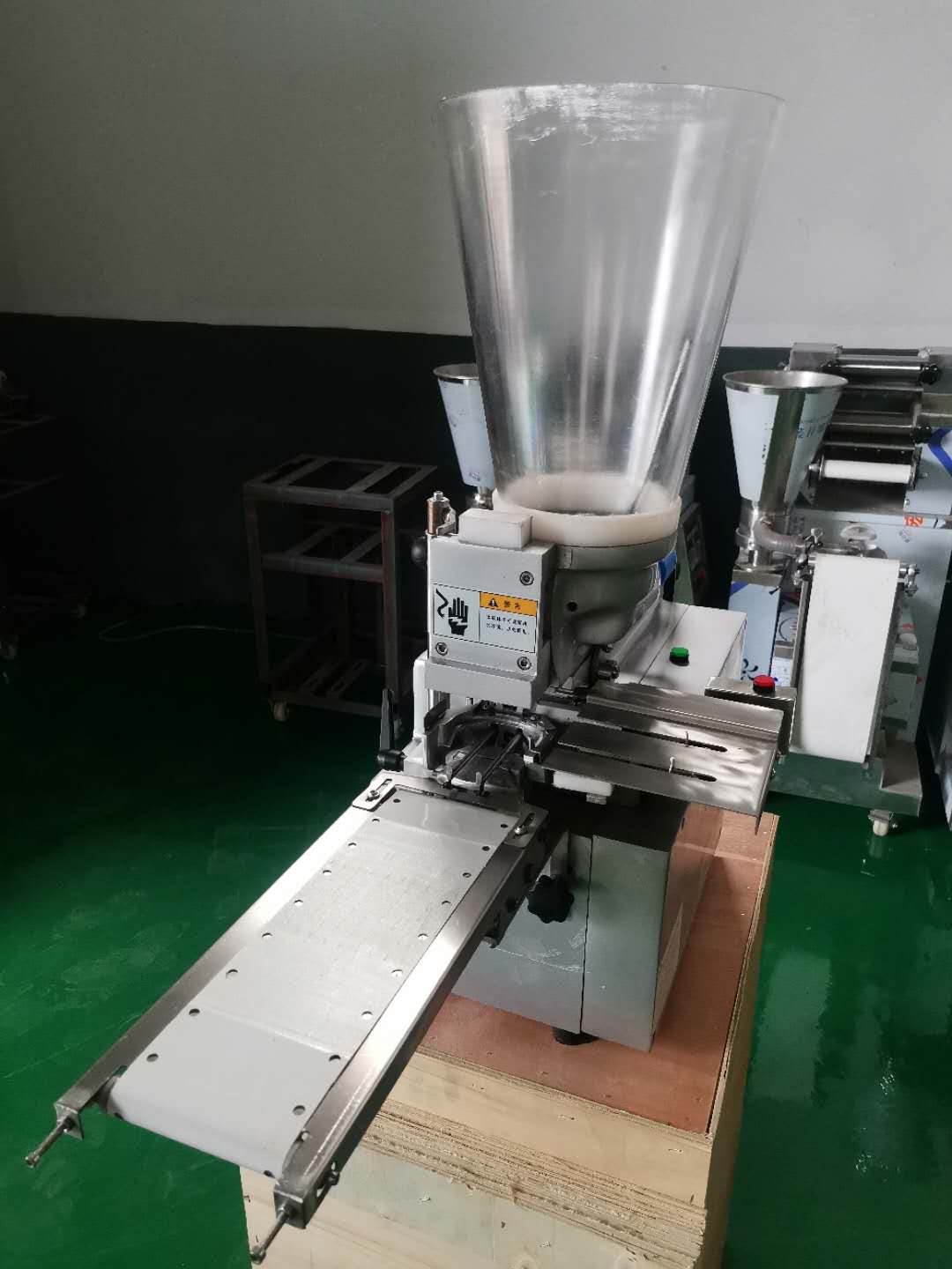japan dumpling machine